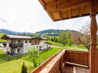 Holiday Home Brixen Valley Ski Bus Access Vacation rental in Salzburgerland