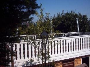 Terrace Apartment by  the Zoo Apartment in Thalfang