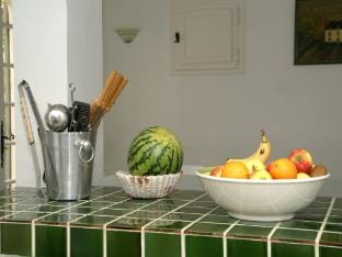 Luxury villa with heated jacuzzi and garden Vacation rental in French Riviera
