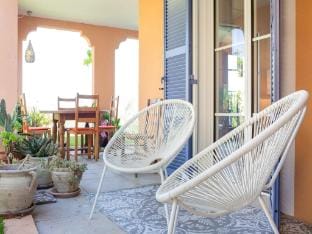 Picturesque flat with swimming pool Apartment in Roquefort-les-Pins
