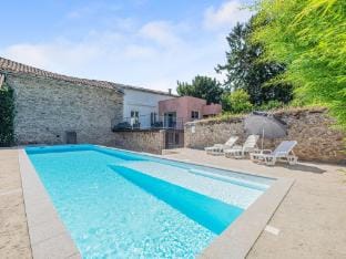 Retreat in Saint Denis Vacation rental in Occitanie