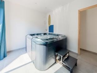 Stylish Beachside Retreat Vacation rental in Normandy