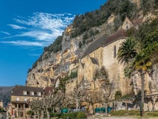 Cozy vacation home in Nouvelle-Aquitaine Vacation rental in Occitanie