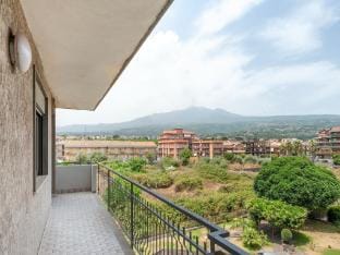 Etna  Sea View Apartment Apartment in Sicily