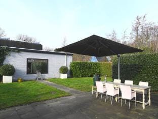 Cozy vacation home near the sea Vacation rental in Egmond aan Zee