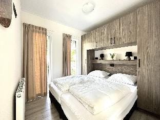 Bright Chalet in Nature Park Vacation rental in Hoenderloo