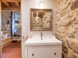 Holiday home with private terrace Vacation rental in Provence-Alpes-Côte d'Azur
