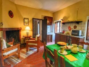 Farmhouse in Umbria near Palazzo Bourbon Vacation rental in Umbria