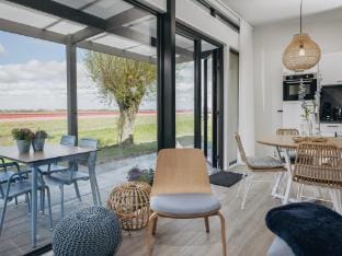 Lodge by Markermeer near Hoorn Vacation rental in Flevoland, Netherlands
