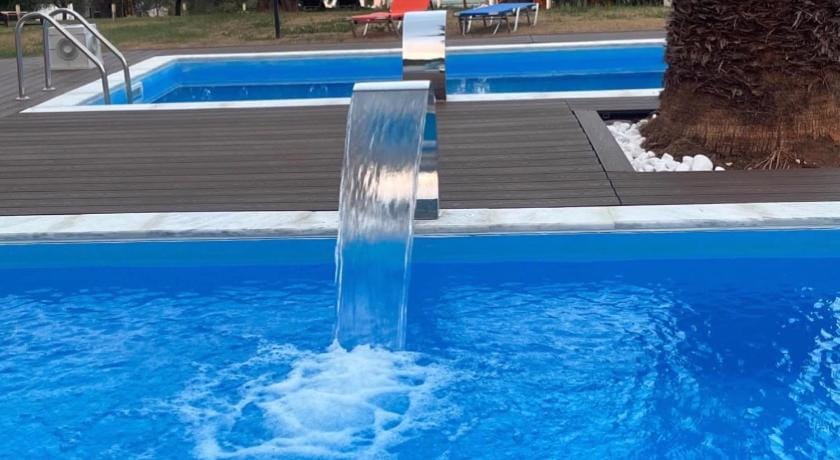Villa Askamnia and Suites Hotel in Halkidiki