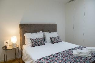Porto Santa Maria Apartments - Studio Apartment in Porto