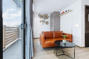 LUCK APART 8 - Hanoi Westlake Balcony Studio Apartment in Laos