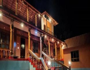 Vintage Heritage  - 12 Adults' Group  Stay Apartment in Karnataka