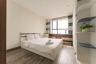 Hi-Home - City view apartment in HongKong Tower Apartment in Hanoi