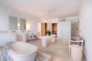 Luxury 3 BR Pool Villa 1 Canggu SU35 Villa in North Kuta