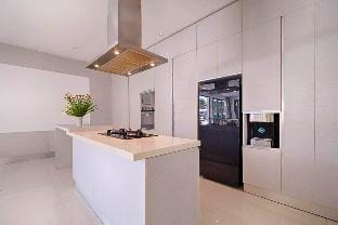 Luxury 3 BR Pool Villa 2 Canggu  #IR Villa in North Kuta