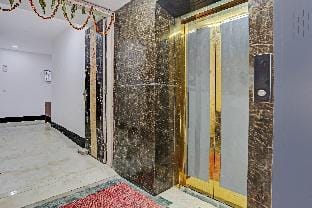 Hotel O Red Apple Vacation rental in New Delhi