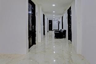 Hotel O Red Apple Vacation rental in New Delhi