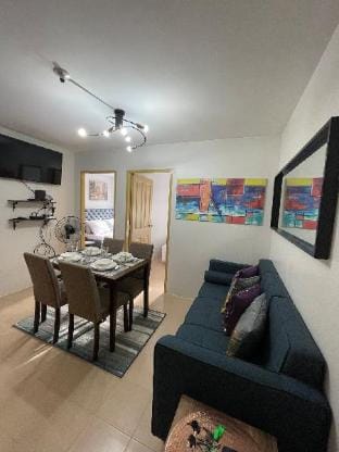 Cozy 2br condo unit with pool Vacation rental in Iloilo City