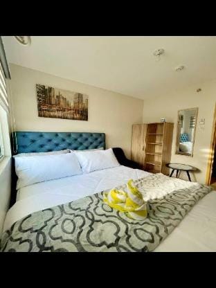 Cozy 2br condo unit with pool Vacation rental in Iloilo City