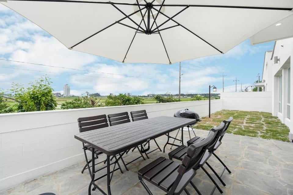 Private Gangneung Pool Villa Bed and Breakfast in South Korea