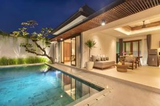 Villa 3BR W/ Manicured Garden In Seminyak Villa in Kuta
