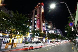 Sinchon Apartments Apartment in Seoul