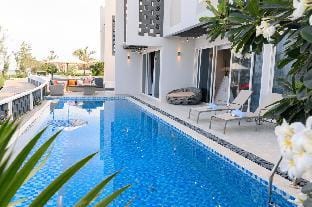 Villa 7P Beachfront View + Pool  -Minh Phúc House  Vacation rental in Ba Ria - Vung Tau