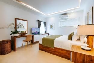 Spacious 4BR Villa Near Beach In Seminyak Vacation rental in North Kuta