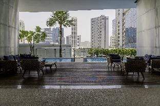 Elegant Apartment Amidst Vibrant Area With Balcony Apartment in Dubai