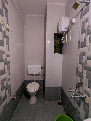 Ambient Homestay (5-AC/Non AC Rooms with Balcony) Vacation rental in Maharashtra