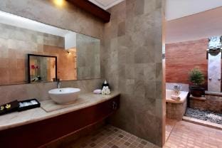 Cozy 2 BR Private Pool #PS20 Villa in Kuta