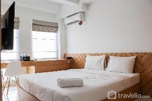 Minimalist & Cozy 1BR Patraland Urbano By Travelio Apartment in West Java