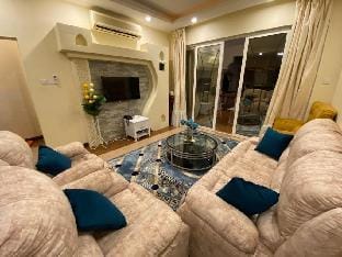 Lux Suites Eden Beachfront Apartments Shanzu-202 Apartment in Mombasa