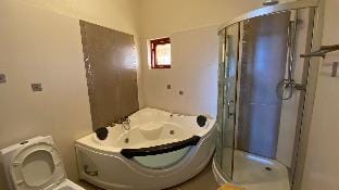 Lux Suites Eden Beachfront Apartments Shanzu-506 Apartment in Mombasa