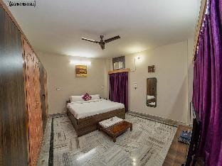 Shri - II Floor without Kitchen Apartment in Varanasi