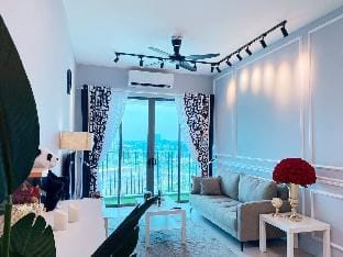 Modern Romance Unique 3 Room Suite@Meritus Perai Apartment in Penang