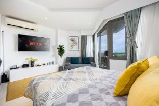 Dominiks Stylish Res. Gem Ocean View Pool Tambuli Apartment in Lapu-Lapu City