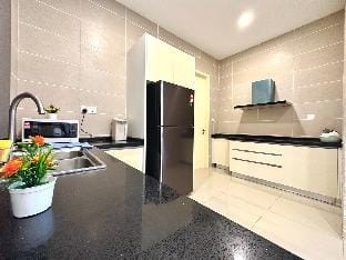 <Near Legoland>Spacious Home (4BR3B)#Cowidéa Vacation rental in Johor