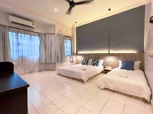 Hillside @ Ipoh Garden East (PS4,Kids corner) Vacation rental in Ipoh