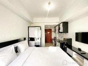 Best Deal Studio Tamansari Mahogany By Travelio Apartment in West Java