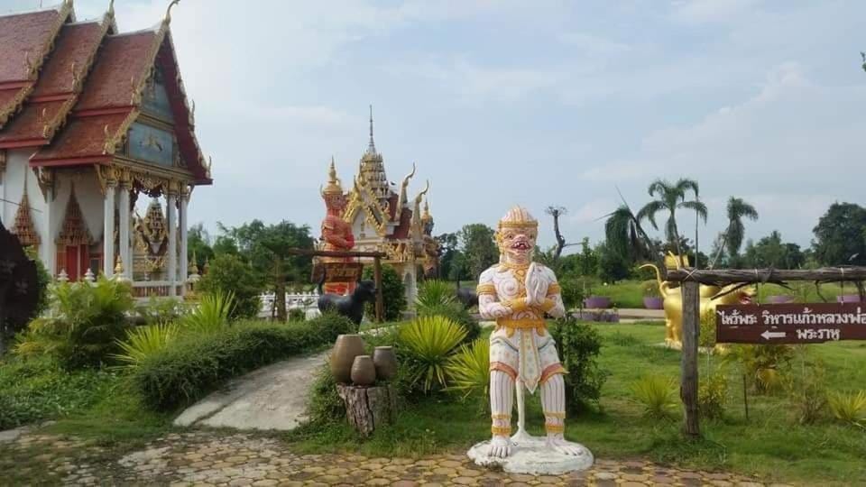 Kannaree Massage and Homestay (big room) Apartment in Laos