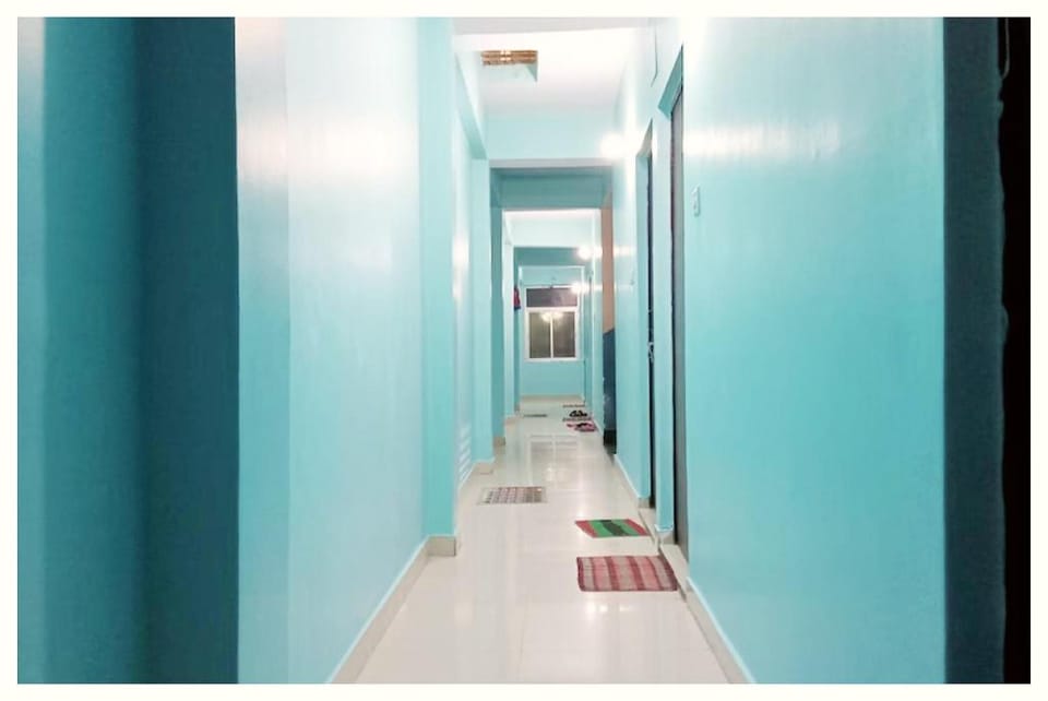Goroomgo Shivay Guest House Varanasi Hotel in Varanasi