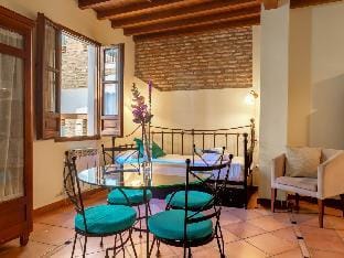 Apartamento Fajalauza Apartment in Granada