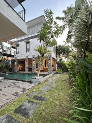 Solaris Club Residence Canggu  Villa in North Kuta