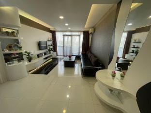Riverbank Suites Unit 805 Apartment in Kuching