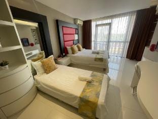 Riverbank Suites Unit 805 Apartment in Kuching