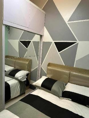 SUITE with Balcony Pool View Apartment in Mandaluyong