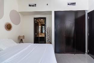 CitiHome- 1BR Business Bay Apartment in Dubai