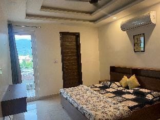 The Ganges Stay Apartment in Rishikesh